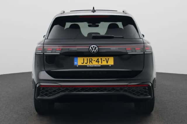 Volkswagen Tiguan (2025) thumbnail 5