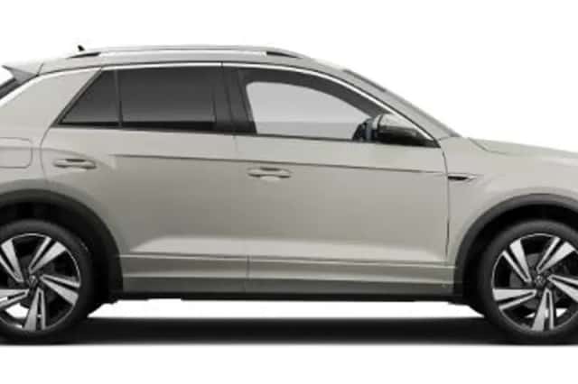 Volkswagen T-Roc (2024) thumbnail 4