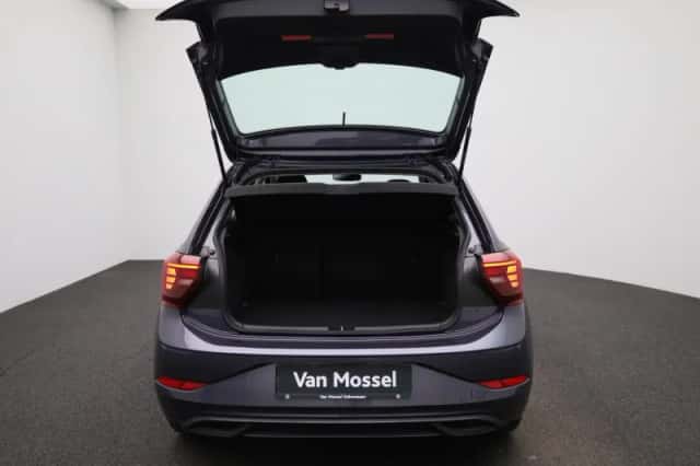 Volkswagen Polo (2022) thumbnail 11