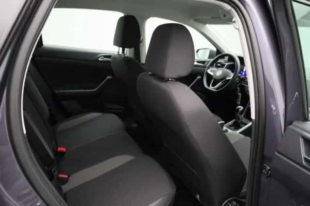 Volkswagen Polo (2022) thumbnail 32