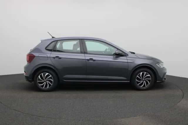 Volkswagen Polo (2022) thumbnail 6