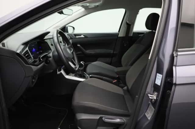Volkswagen Polo (2022) thumbnail 9