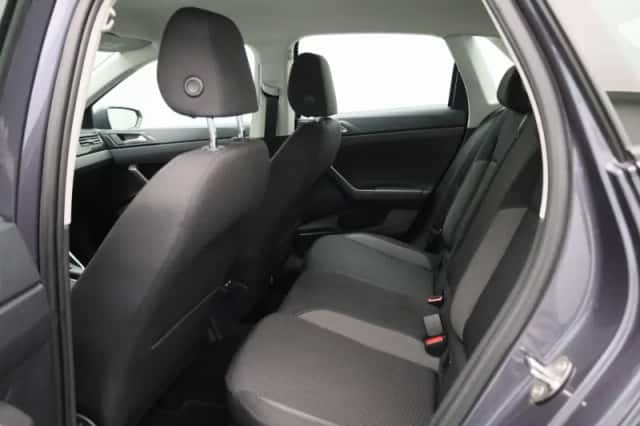 Volkswagen Polo (2022) thumbnail 10