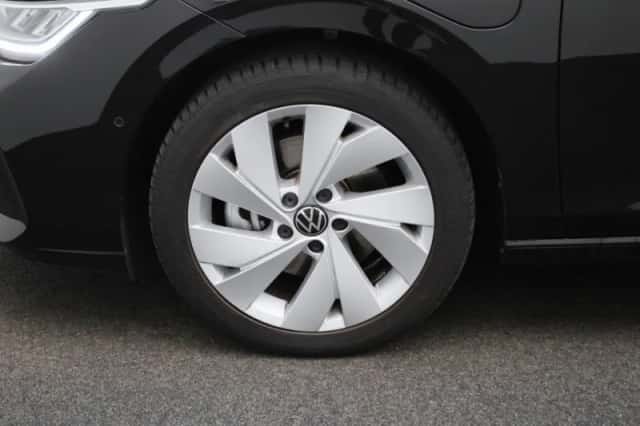Volkswagen Golf (2025) thumbnail 11