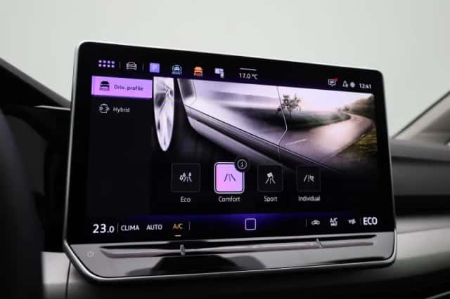 Volkswagen Golf (2025) thumbnail 26