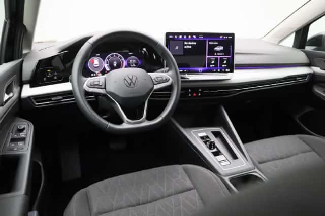 Volkswagen Golf (2025) thumbnail 7
