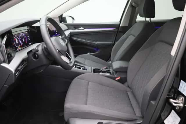 Volkswagen Golf (2025) thumbnail 8