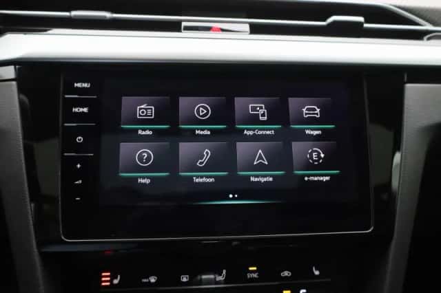 Volkswagen Arteon (2022) thumbnail 17
