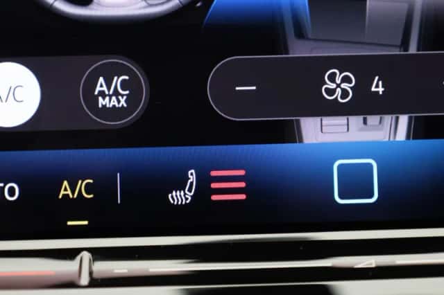 Volkswagen Golf (2025) thumbnail 19