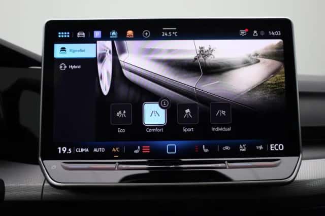 Volkswagen Golf (2025) thumbnail 26