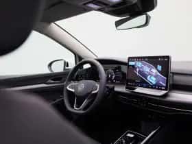 Volkswagen Golf (2025) thumbnail 37