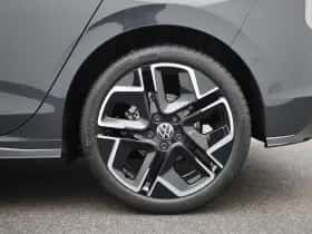 Volkswagen Golf (2026) thumbnail 13