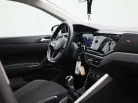 Volkswagen Polo (2022) thumbnail 32