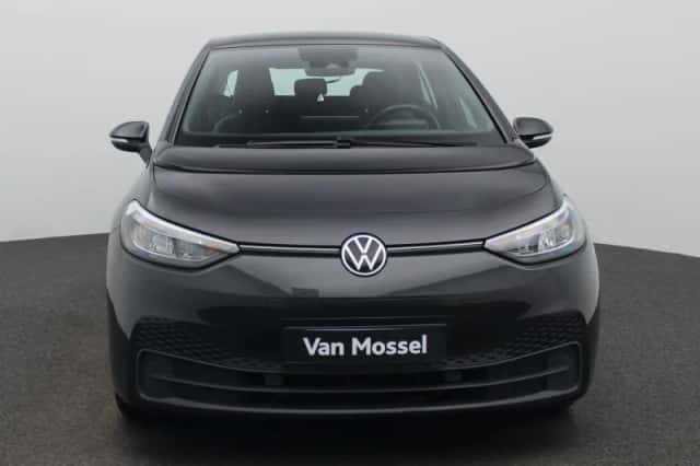 Volkswagen ID.3 (2023) thumbnail 3