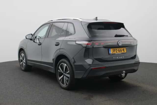Volkswagen Tiguan (2026) thumbnail 2