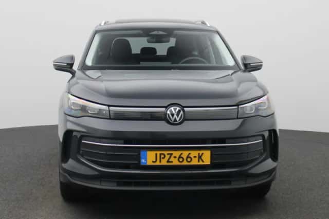 Volkswagen Tiguan (2026) thumbnail 3