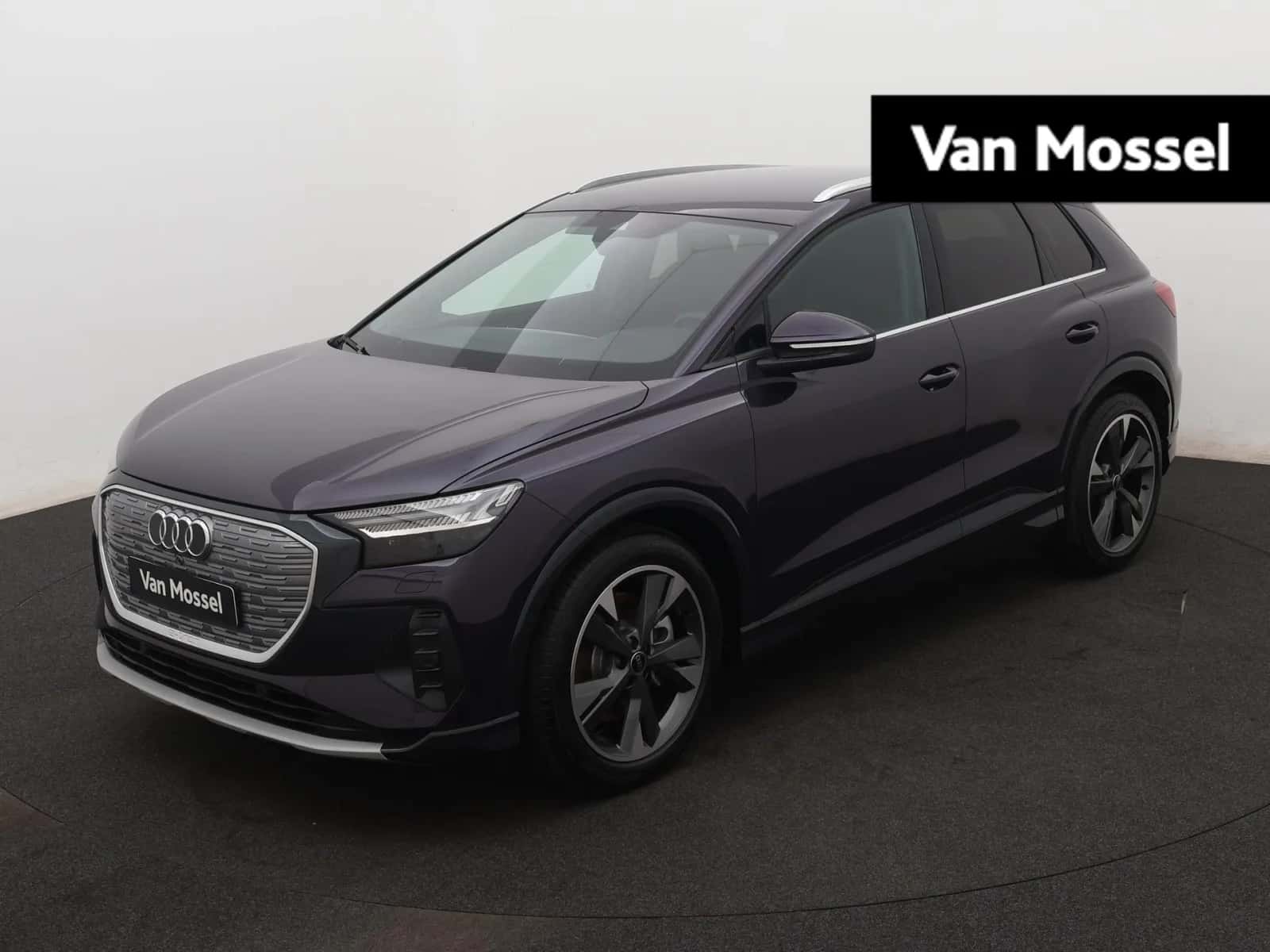 Audi Q4 e-tron (2024) — foto 1
