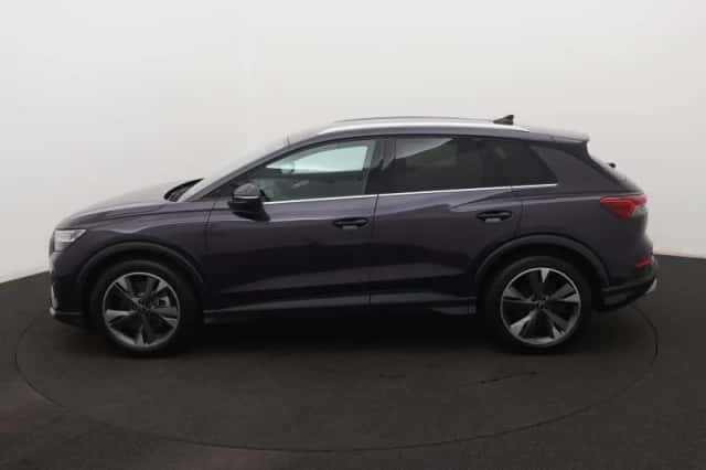 Audi Q4 e-tron (2024) thumbnail 3