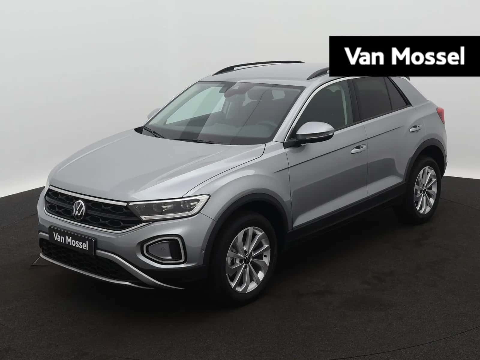 Volkswagen T-Roc (2025) — foto 1
