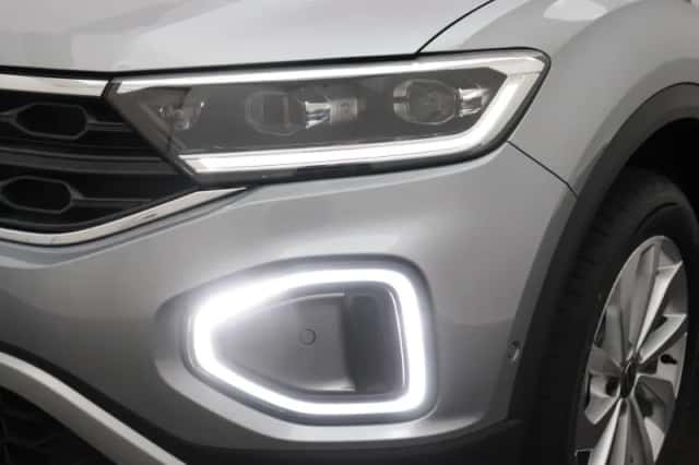 Volkswagen T-Roc (2025) thumbnail 13