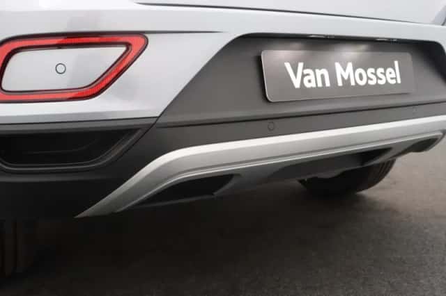 Volkswagen T-Roc (2025) thumbnail 15