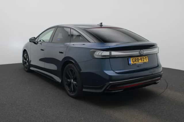 Volkswagen ID.7 (2024) thumbnail 2