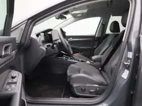 Volkswagen Golf (2025) thumbnail 11