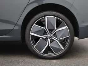 Volkswagen Golf (2025) thumbnail 13