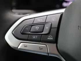 Volkswagen Golf (2025) thumbnail 19
