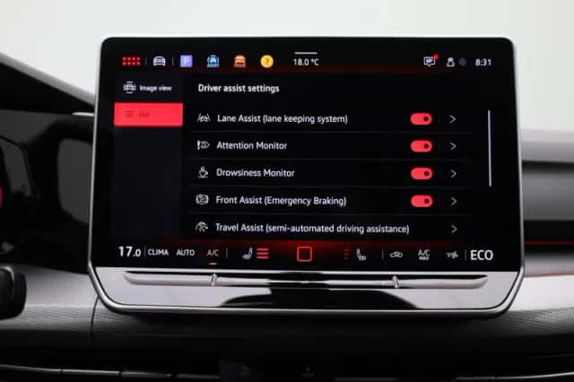Volkswagen Golf (2025) thumbnail 29