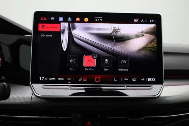 Volkswagen Golf (2025) thumbnail 30