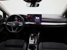 Volkswagen Golf (2025) thumbnail 39
