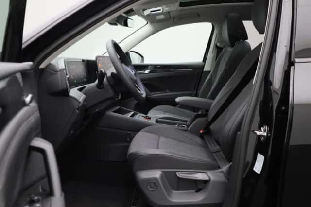 Volkswagen Tiguan (2026) thumbnail 10