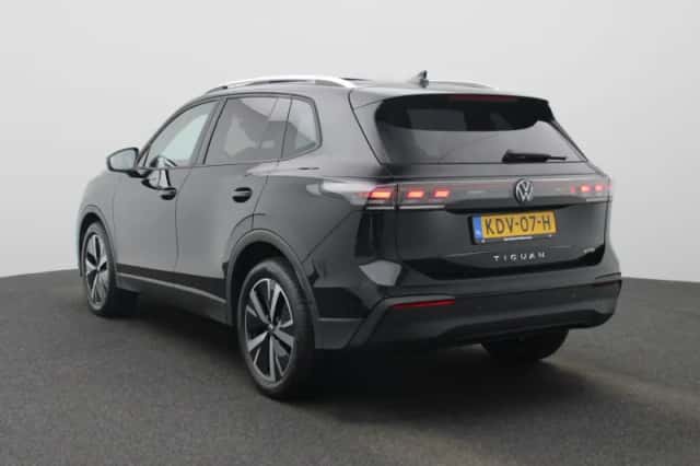 Volkswagen Tiguan (2026) thumbnail 2