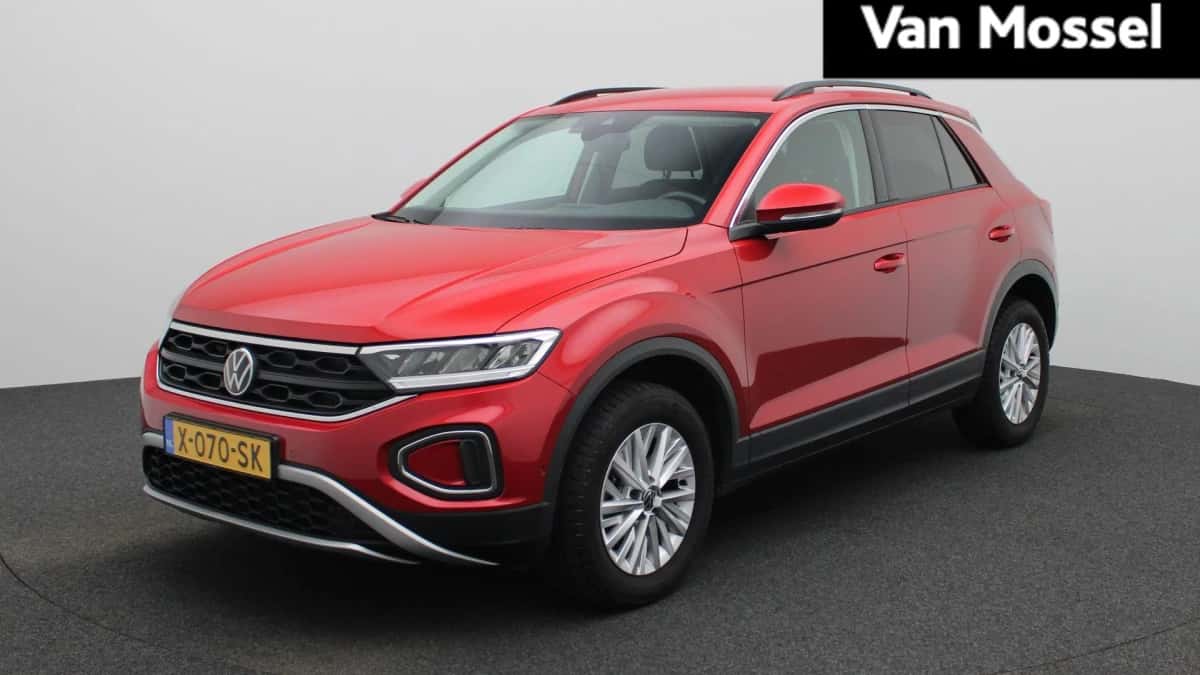Volkswagen T-Roc (2024) — foto 1