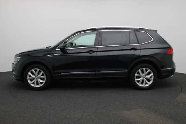 Volkswagen Tiguan (2019) thumbnail 4