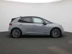 Volkswagen ID.3 (2025) thumbnail 6