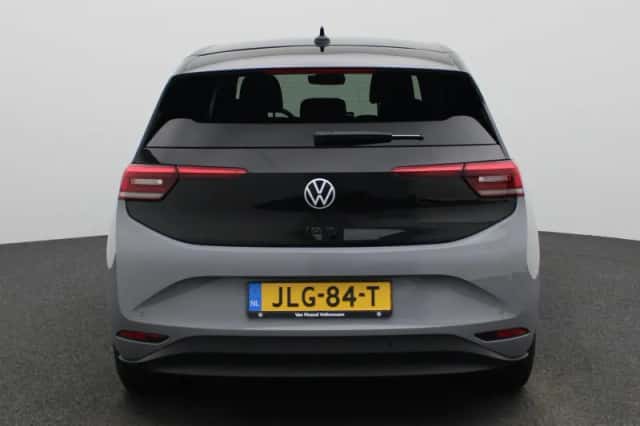 Volkswagen ID.3 (2025) thumbnail 5