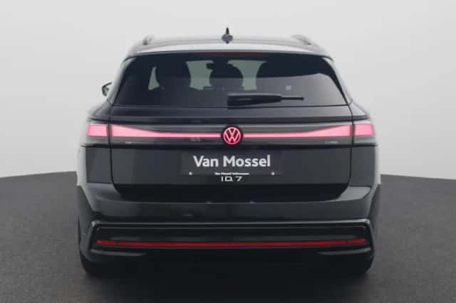 Volkswagen ID.7 (2025) thumbnail 5
