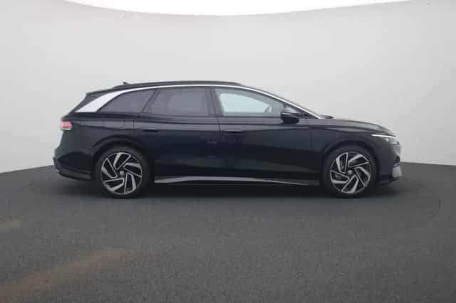 Volkswagen ID.7 (2025) thumbnail 6