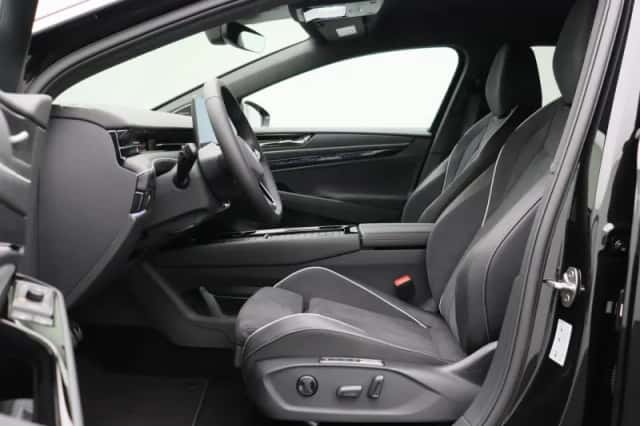Volkswagen ID.7 (2025) thumbnail 10