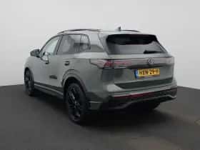 Volkswagen Tiguan (2025) thumbnail 2