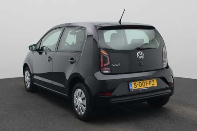 Volkswagen Up! (2023) thumbnail 2