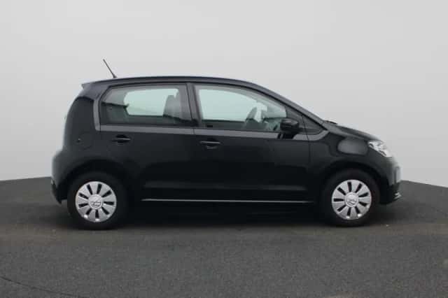 Volkswagen Up! (2023) thumbnail 6