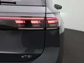 Volkswagen Tiguan (2024) thumbnail 47