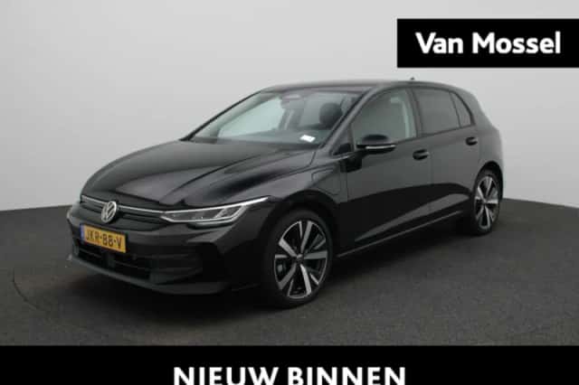 Volkswagen Golf (2025) thumbnail 1