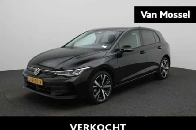 Volkswagen Golf (2025) thumbnail 1