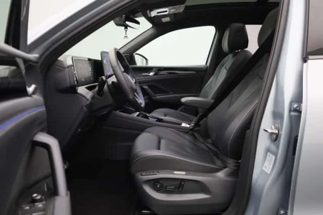 Volkswagen Tiguan (2025) thumbnail 11