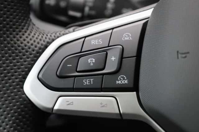 Volkswagen Tiguan (2025) thumbnail 19