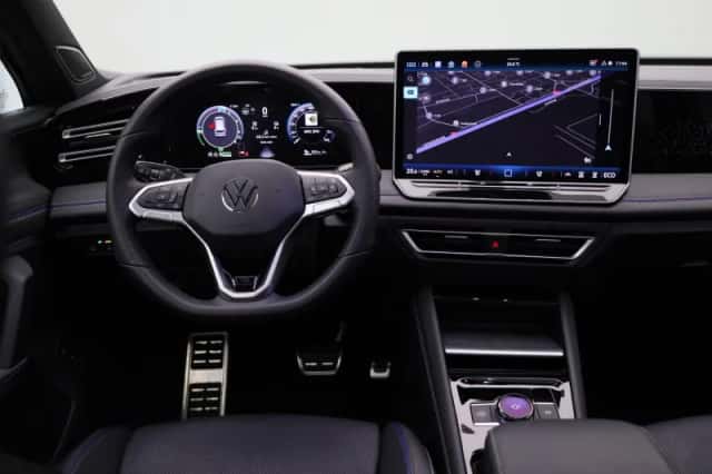 Volkswagen Tiguan (2025) thumbnail 7